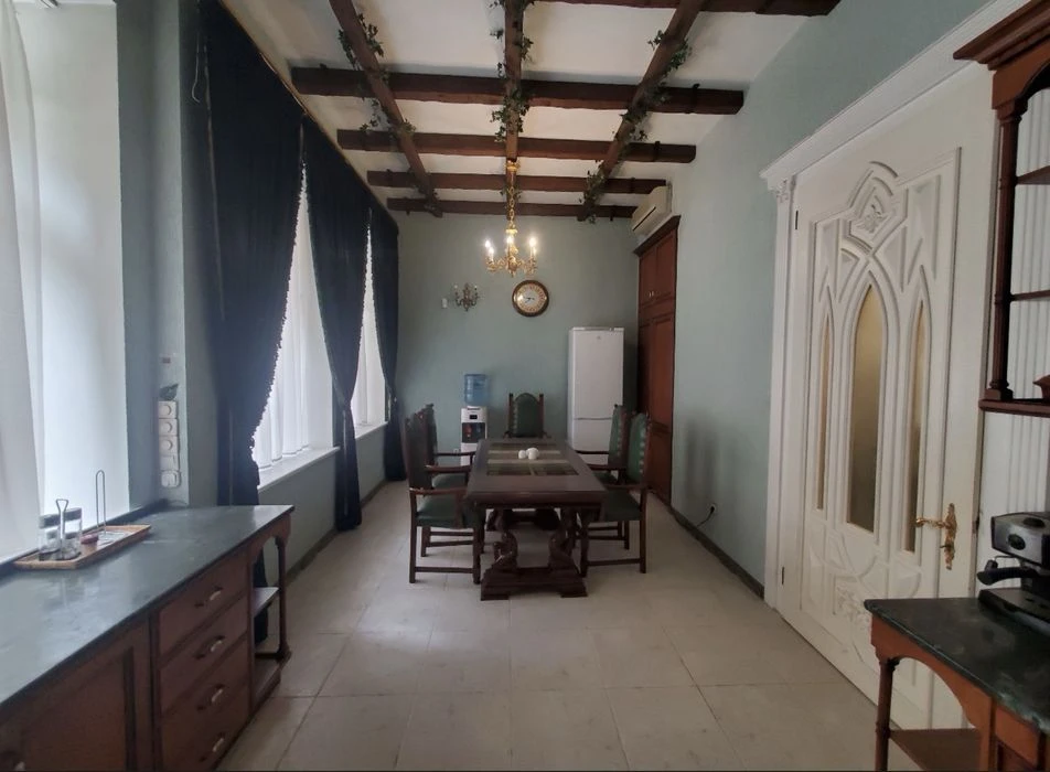 URGENT SALE of a 2-level apartment! Saksaganskoho 22B