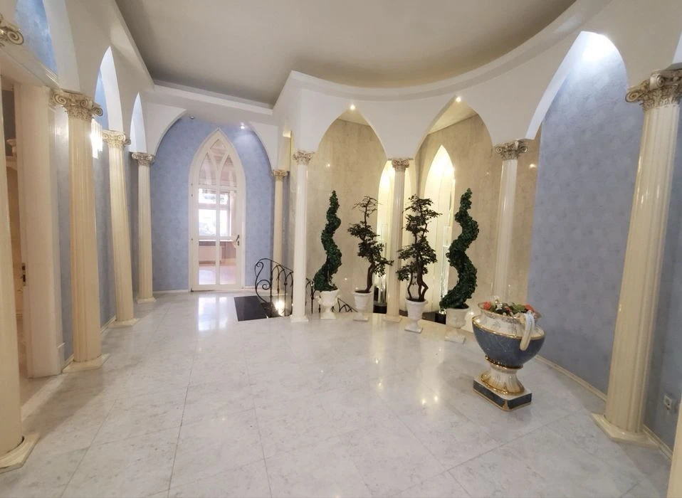 URGENT SALE of a 2-level apartment! Saksaganskoho 22B