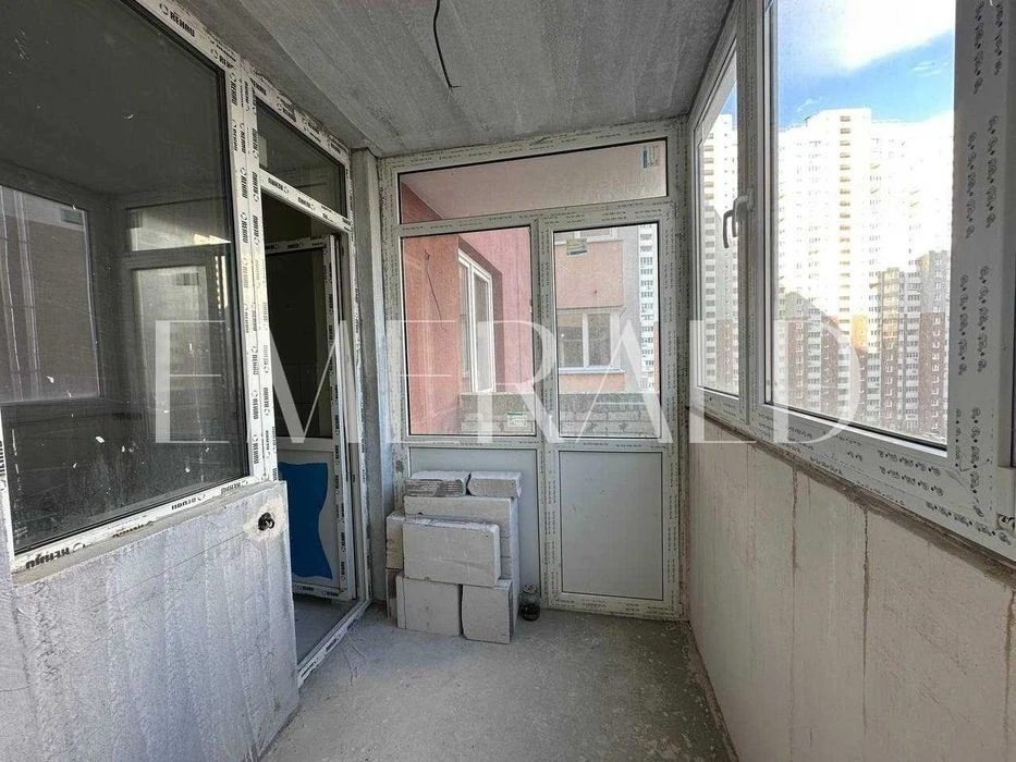 Spacious 2-room apartment for sale. Finishing work done! There is a gene