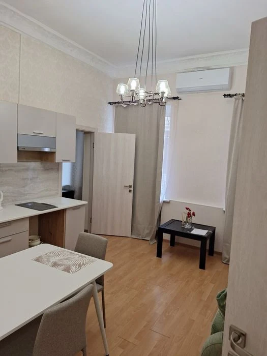 Продажа: 3-х комнатная квартира в центре,68 м.кв,пер.Лютеранс