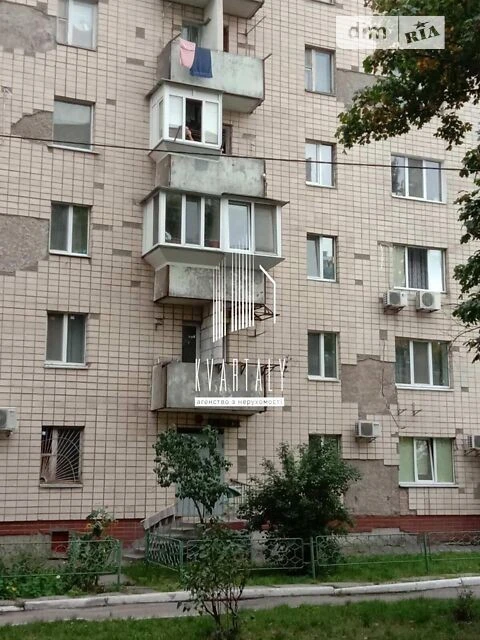 Room for sale 13.3 sq. m. on Tashkentskaya st. 33 • ID 322960