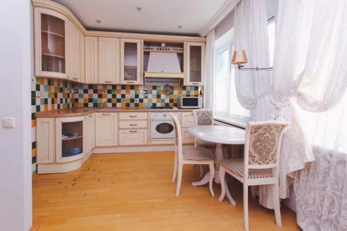 Sale of a 2-room apartment of 60 m², Vynogradny lane, 1/11