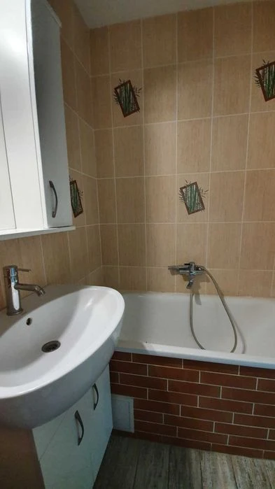 Без комісії! Продам 1к. Квартиру із якісним ремонтом на Нивк