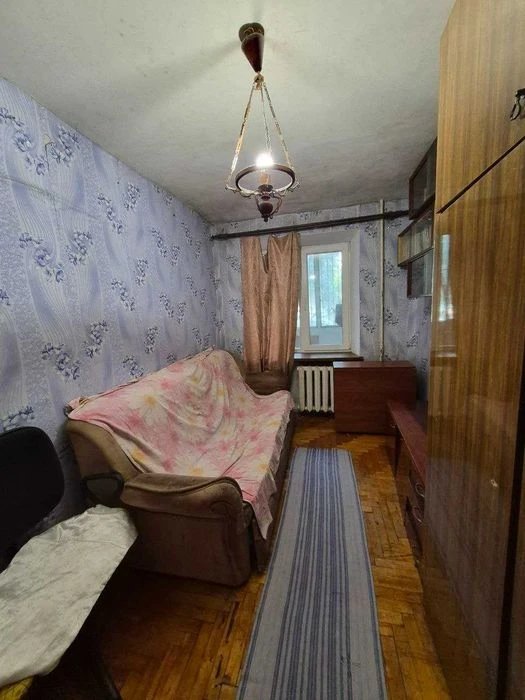Продажа 3 к. кв. в кирпичном доме, ул. Бочарова (возле пар