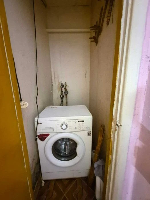 Продажа 3 к. кв. в кирпичном доме, ул. Бочарова (возле пар