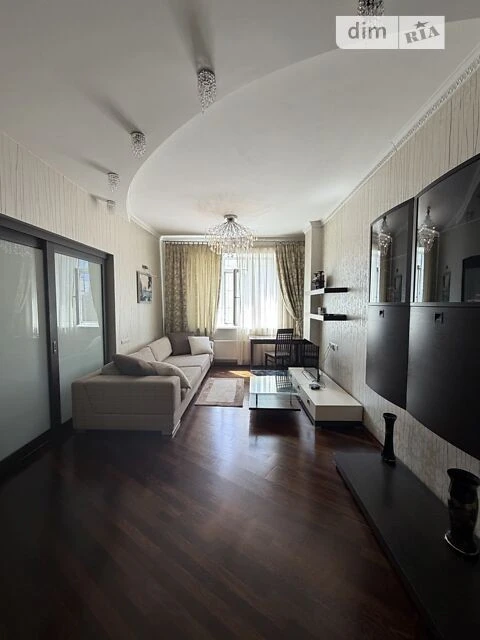 Продажа 2к квартиры 80 кв. м по ул. Василия Тютюнника 16 • ID
