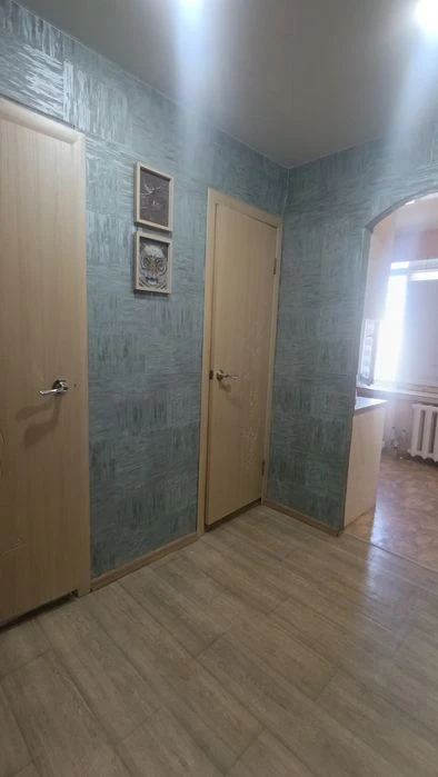 Продаж 3 кімн.кв 6/9 у Південному мкрні(центр)