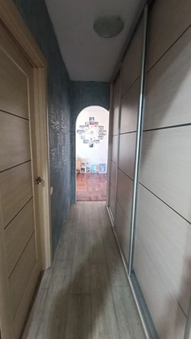 Продаж 3 кімн.кв 6/9 у Південному мкрні(центр)