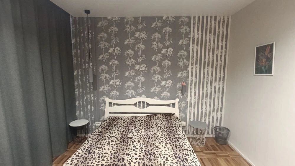 Продаж 3 кімн.кв 6/9 у Південному мкрні(центр)