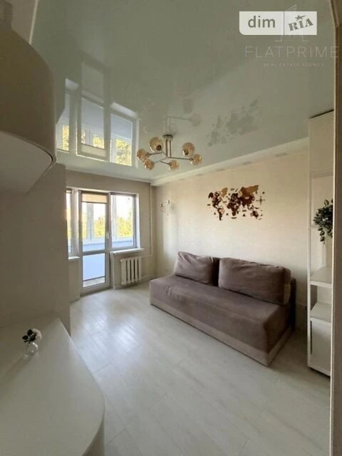 Sale of 1-room apartment 31 sq. m. on Myroslava Popovycha 8A street •