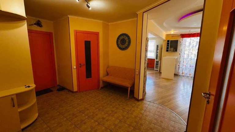 3-room apartment for sale, Mandrykovskaya Street, 338, residential complex "Sozydatel