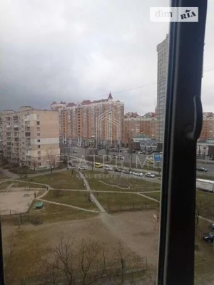 Sale of 3-room apartment 62 sq. m on Oleksandra Arkhipenka St. 7/5