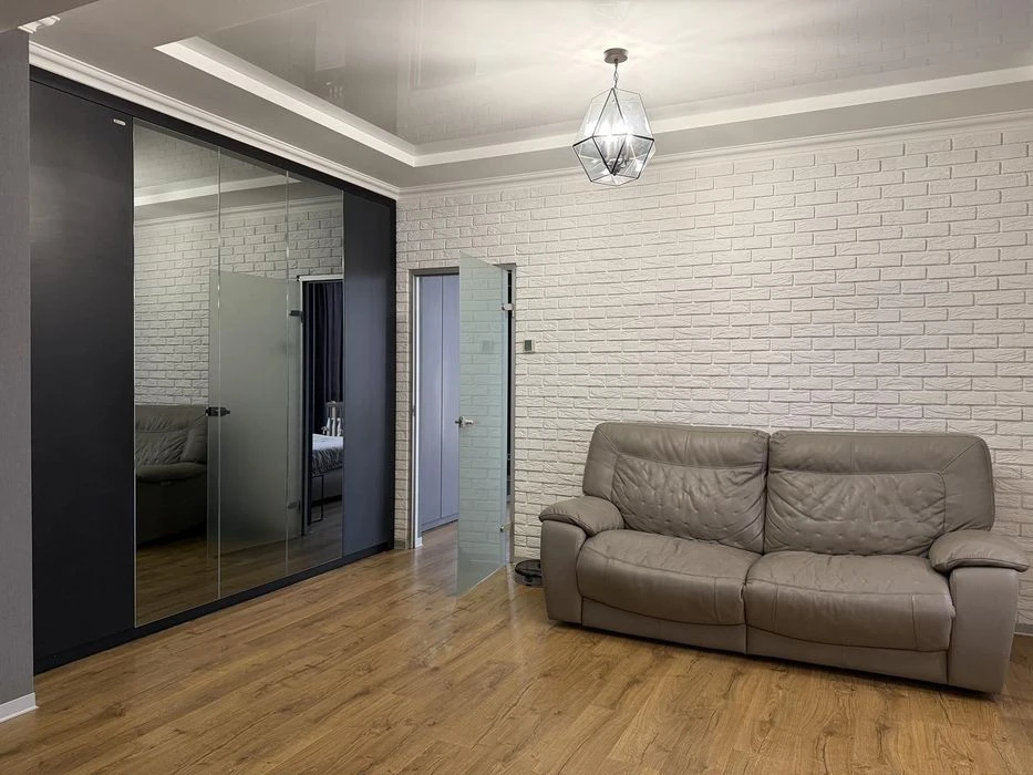 Продам 2к. квартира с ремонтом в ЖК 14 Жемчужина, ул.Малинов