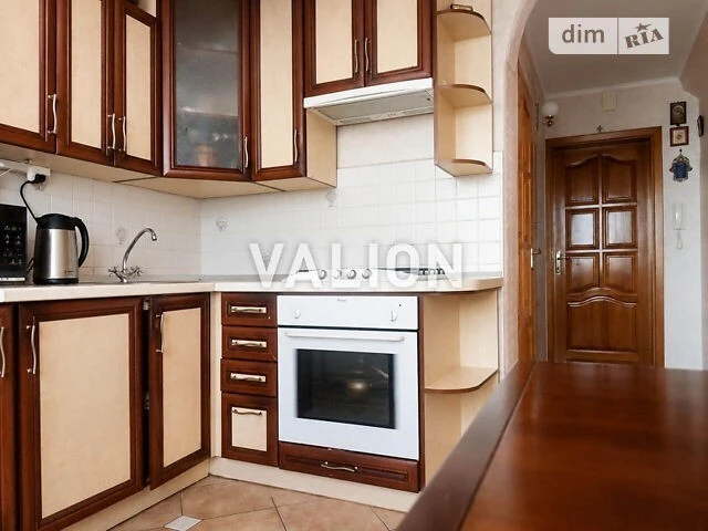 Sale of 3-room apartment 68 sq. m on Kharkivske highway 2 • ID 345855