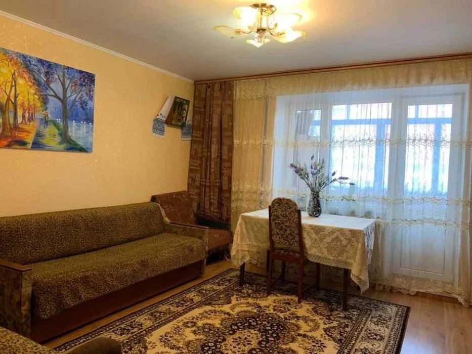 3к квартира на Озерній по П.Мирного, 4й поверх, Хороший стан