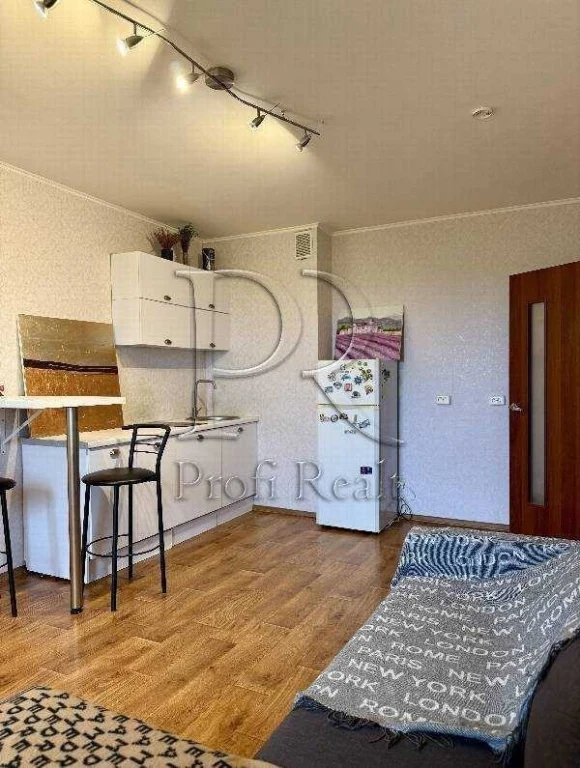 One-room apartment 49 m² for sale, Akademika Glushkova Ave