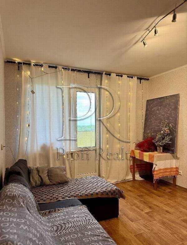 One-room apartment 49 m² for sale, Akademika Glushkova Ave