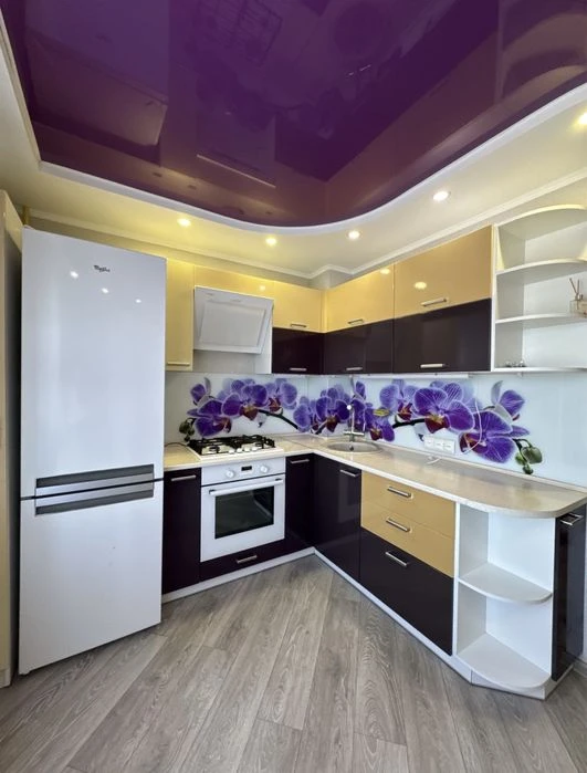 3-room apartment for sale with parking space in Peski district