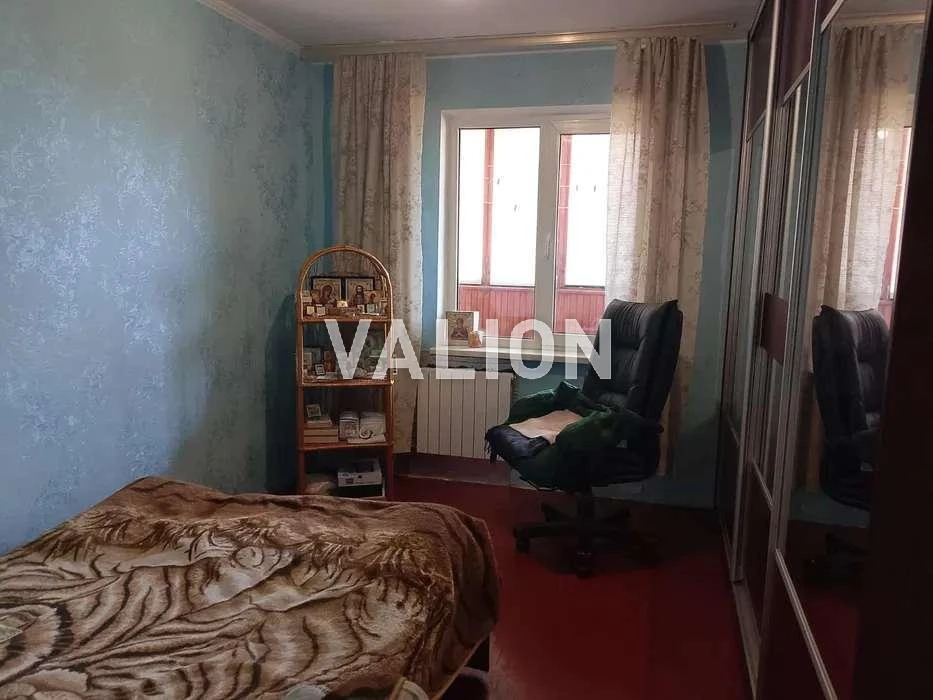 For sale 2 rooms. Radunska 18 A. Troeshchyna.