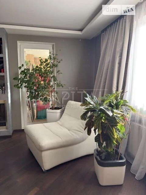 Продаж 2к квартири 73 кв. м на бул. Дарницький 8 • ID 346580