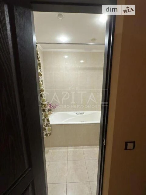 Продаж 2к квартири 73 кв. м на бул. Дарницький 8 • ID 346580
