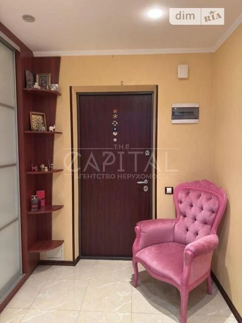 Продаж 2к квартири 73 кв. м на бул. Дарницький 8 • ID 346580