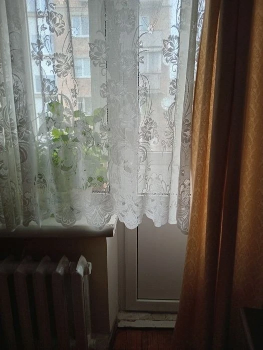 1 sq m for sale, in the Podilskyi district.