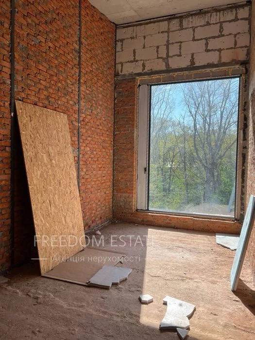$90,000 Apartment in the Park House Residence / 100 m2 / Leso