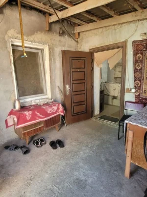 I will sell three houses in the area of Parkova Street on 4.5 acres!