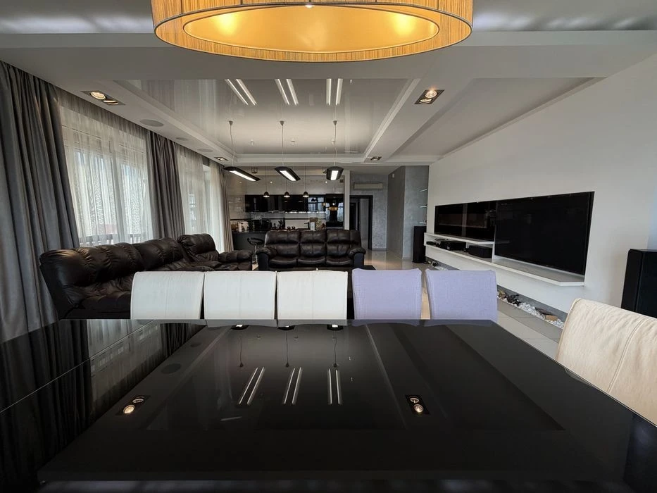 4k 152m residential complex Lipinka, Serhiia Danchenko St., Zamkovetska, Remon