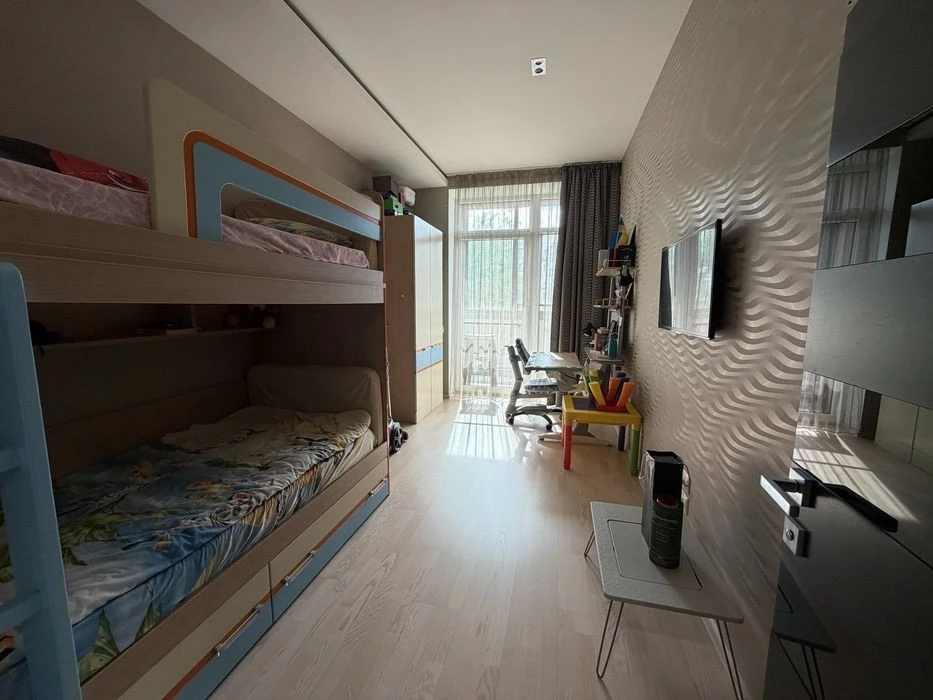 4k 152m residential complex Lipinka, Serhiia Danchenko St., Zamkovetska, Remon