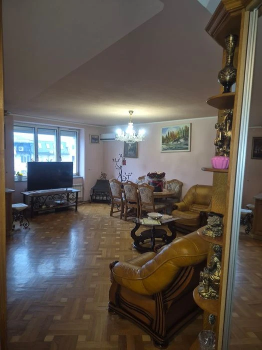 Продаж 3 кім квартири в центрі міста