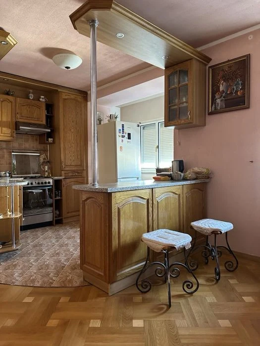 Продаж 3 кім квартири в центрі міста