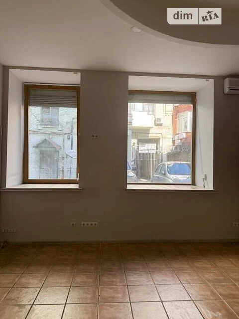 Sale of 1-room apartment 46.9 sq. m. on Velyka Vasylkivska 2 st.