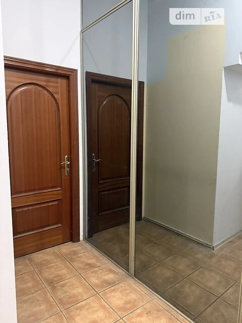Sale of 1-room apartment 46.9 sq. m. on Velyka Vasylkivska 2 st.