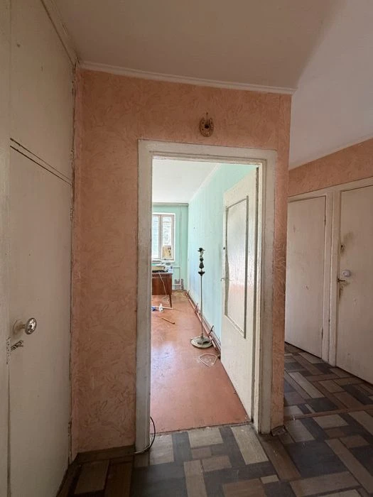 Продаж 2х кімн квартири вул Домбровського рн Дастору 3/5 пов