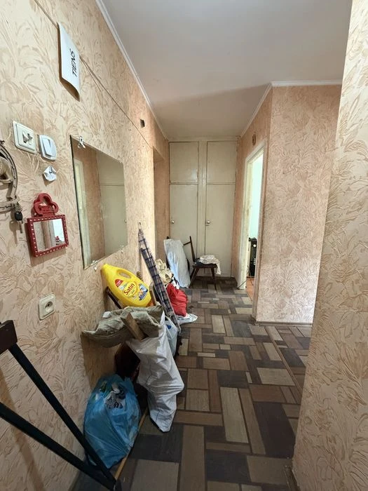 Продаж 2х кімн квартири вул Домбровського рн Дастору 3/5 пов