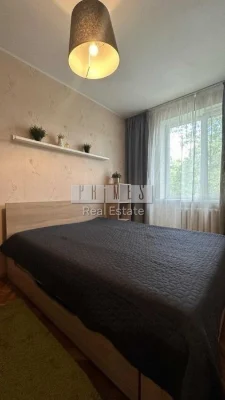 Продам квартиру 43 м2 ул Алексеевская 10\12 ремонт Соломьян