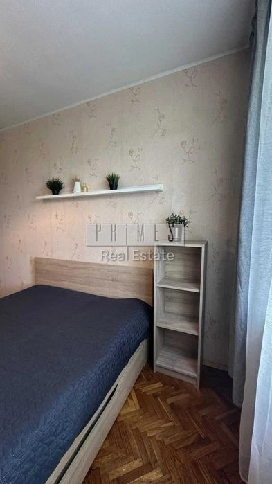 Продам квартиру 43 м2 ул Алексеевская 10\12 ремонт Соломьян