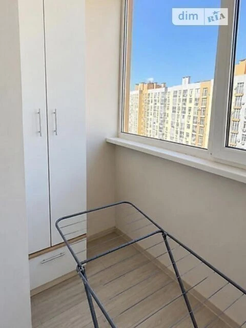Sale of 1-room apartment 49 sq. m. on Sim'yi Kulzhenkiv 35 • ID