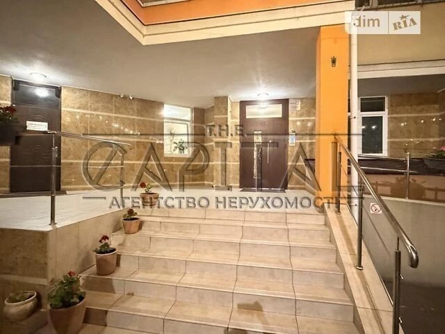 Sale of 1-room apartment 49 sq. m. on Sim'yi Kulzhenkiv 35 • ID