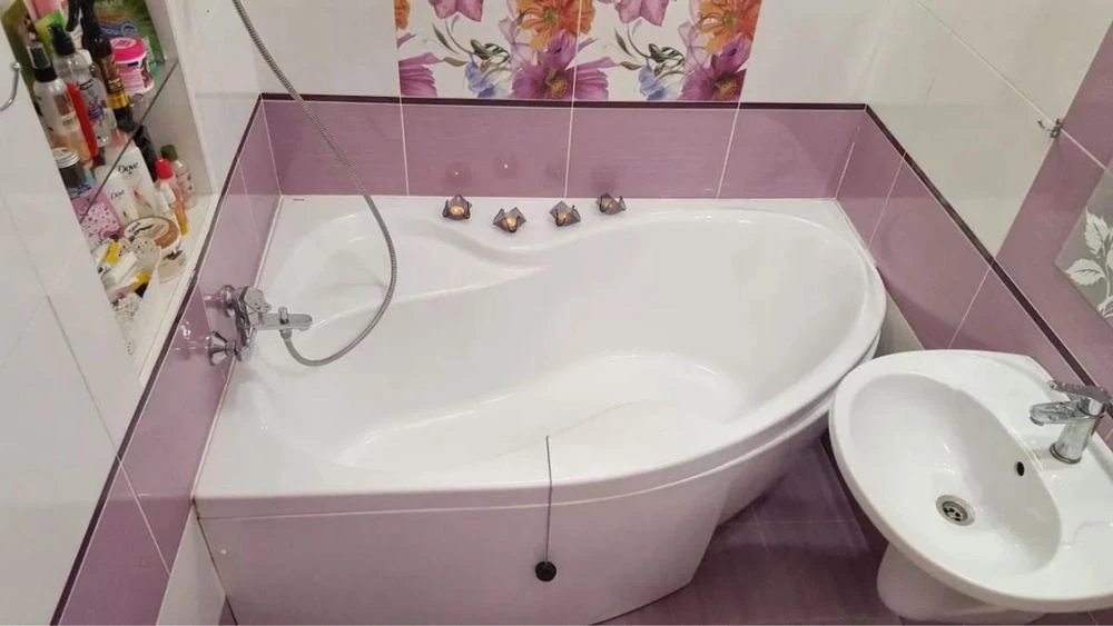 Продаж 4 кім.квартира 75 м² 2/2ц вул .Зернова 135000$