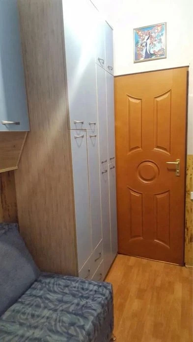 Продаж 4 кім.квартира 75 м² 2/2ц вул .Зернова 135000$