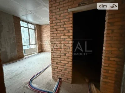 Sale of 2-room apartment 54 sq. m. on Naberezhno-Khreshchatytska Street 21