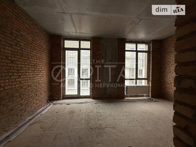 Sale of 2-room apartment 54 sq. m. on Naberezhno-Khreshchatytska Street 21