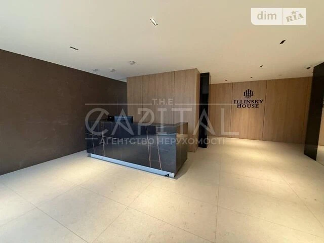 Sale of 2-room apartment 54 sq. m. on Naberezhno-Khreshchatytska Street 21