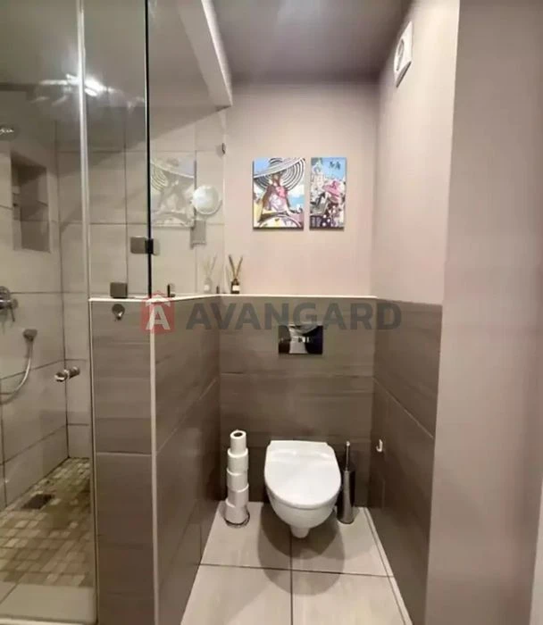 Продам квартиру в районі ТРЦ Караван