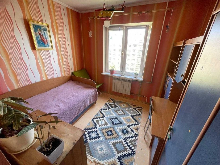 Продажа: Трехкомнатная квартира 65 кв м на Балковской.