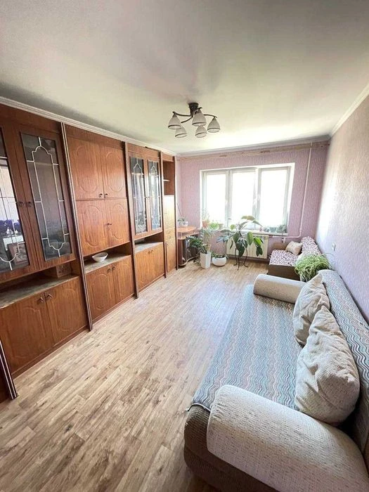 Продажа: Трехкомнатная квартира 65 кв м на Балковской.