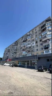Продажа: Трехкомнатная квартира 65 кв м на Балковской.